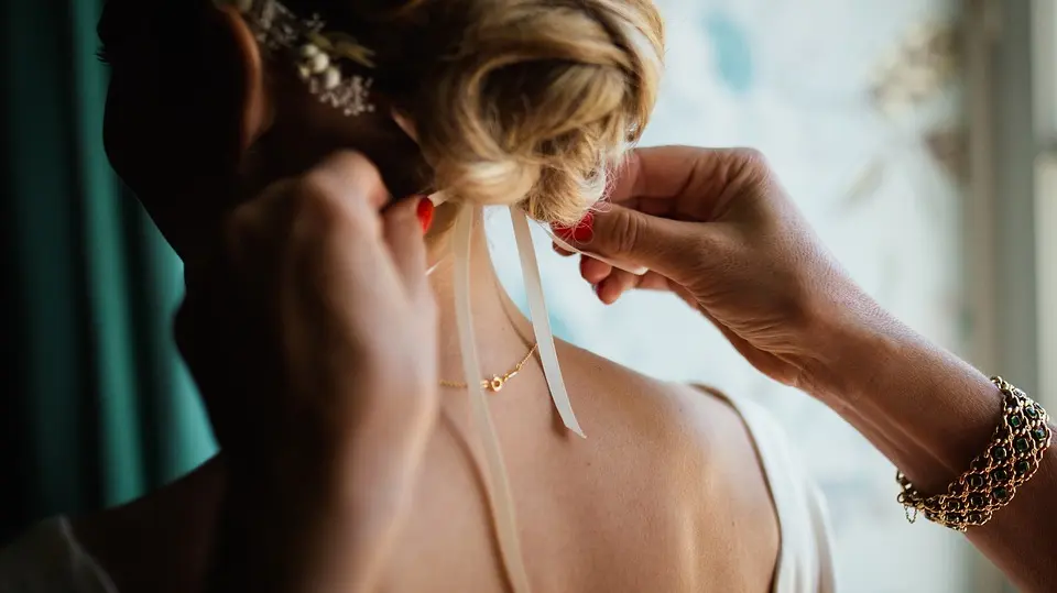 Damas de honor que hacen brillar a la novia