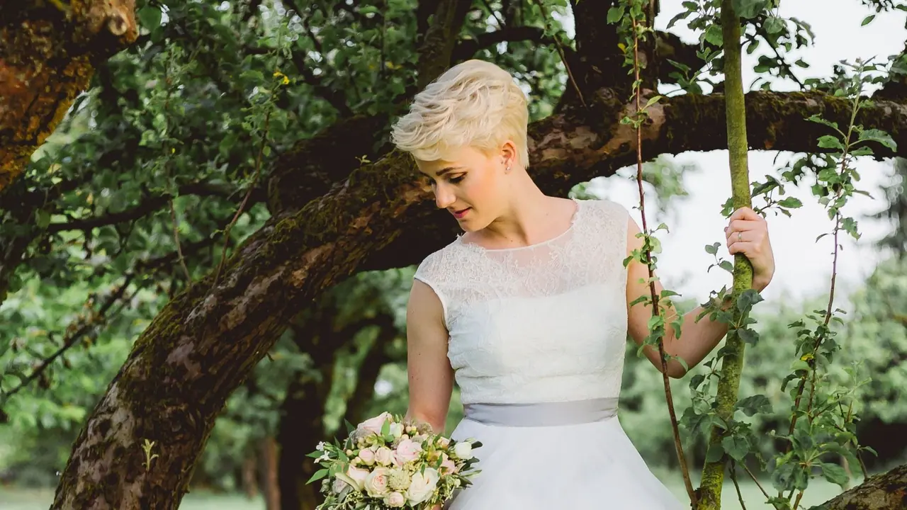 Pelo corto peinados boda