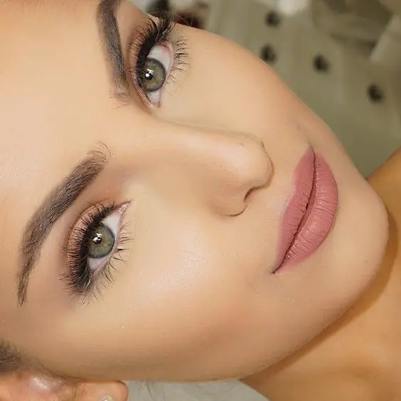 maquillaje para tu vestido verde