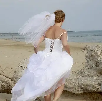El vestido ideal para una boda en la playa