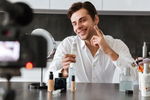 5 hombres maquillados de mujer que debes conocer