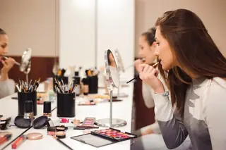 regala maquillaje