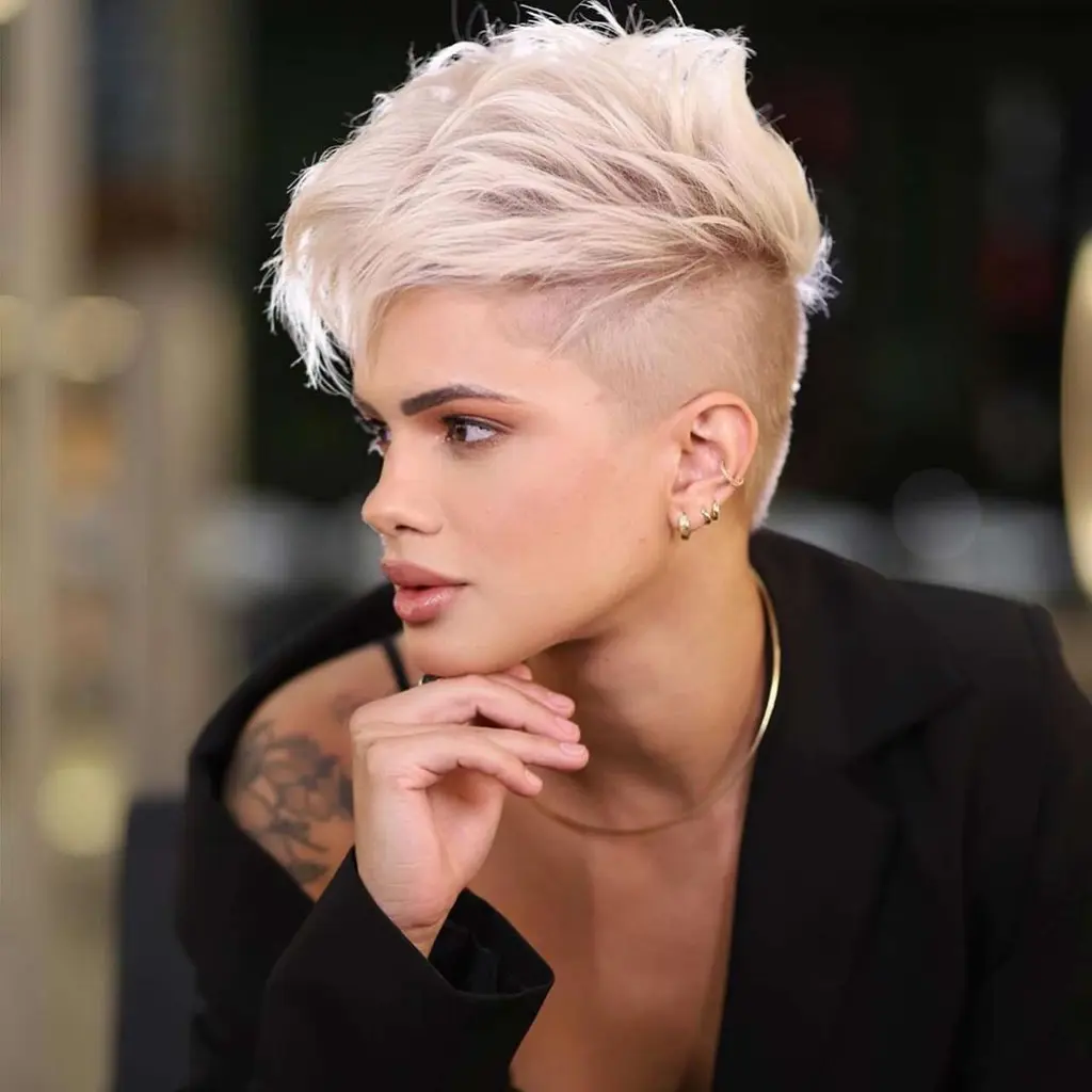 pelo corto de mujer