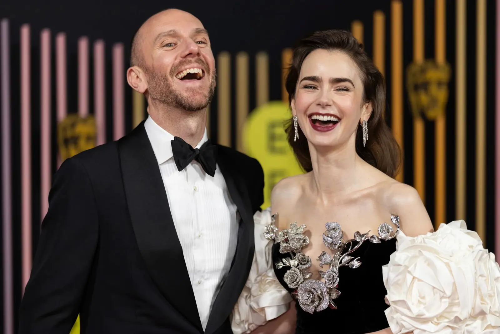 Lily Collins: La Boda de Ensueño que Dejó a Todos Boquiabiertos