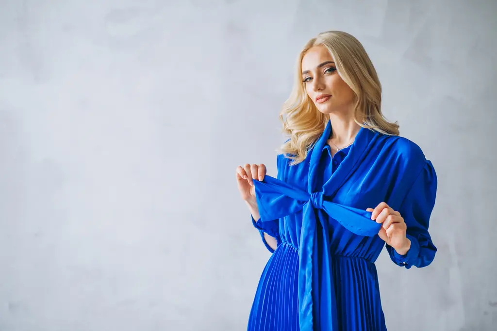 maquillaje para vestido azul