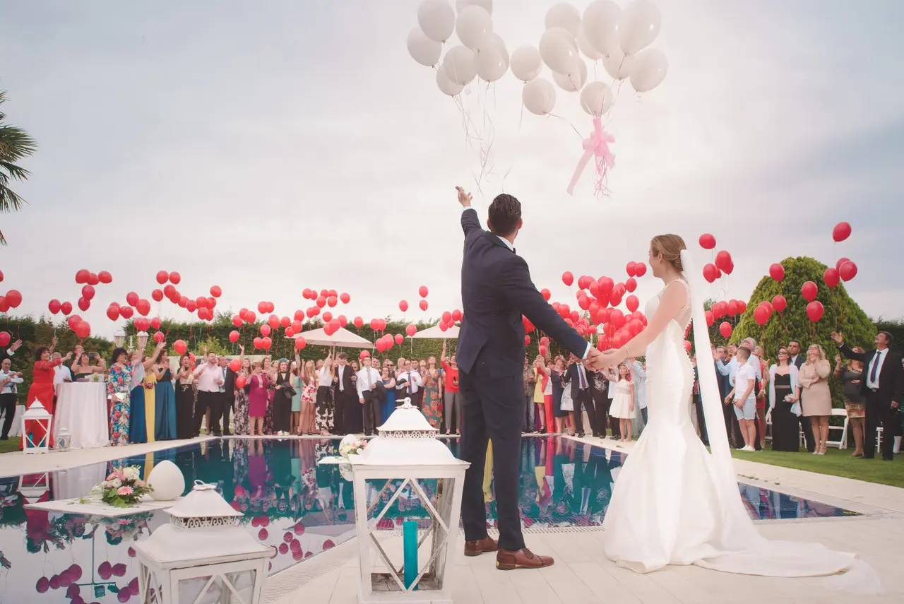 Las 12 mejores ideas de fotos de novios en una boda
