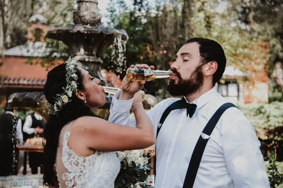 calcular el alcohol para una boda