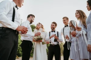 invitada de boda en invierno